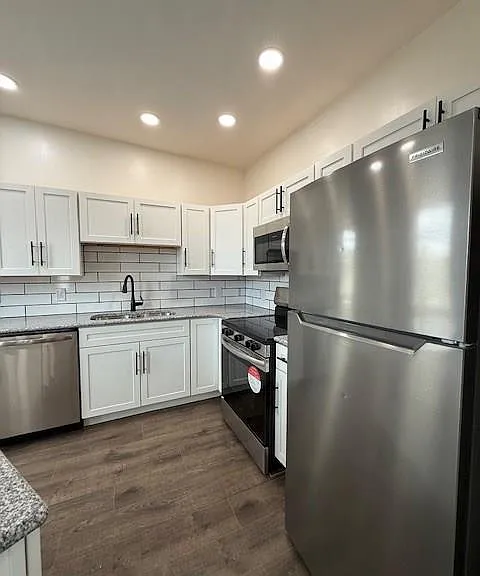 1800 Graham Ave #3 — Photo 8