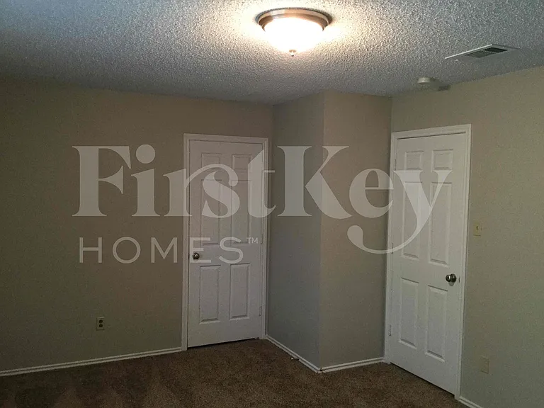 1403 Bradford Pl — Photo 19