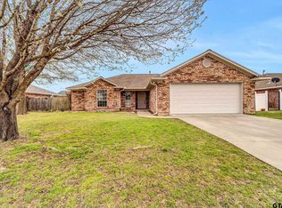 11261 Derby Dr, Flint, TX 75762