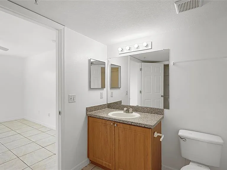 2204 Key West Ct #518 — Photo 21
