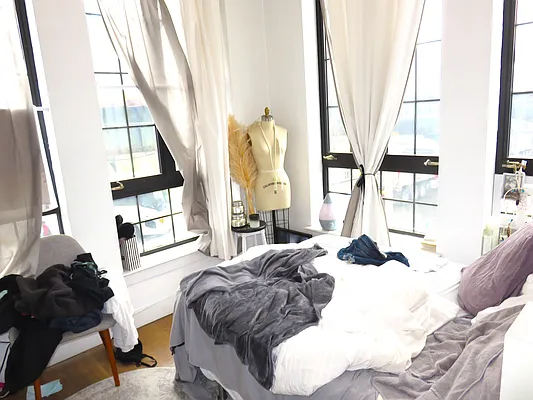 Rented by Rennit Inc. | media 70