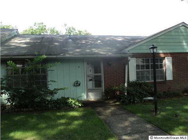 1st image of 61 Buckingham Drive #C