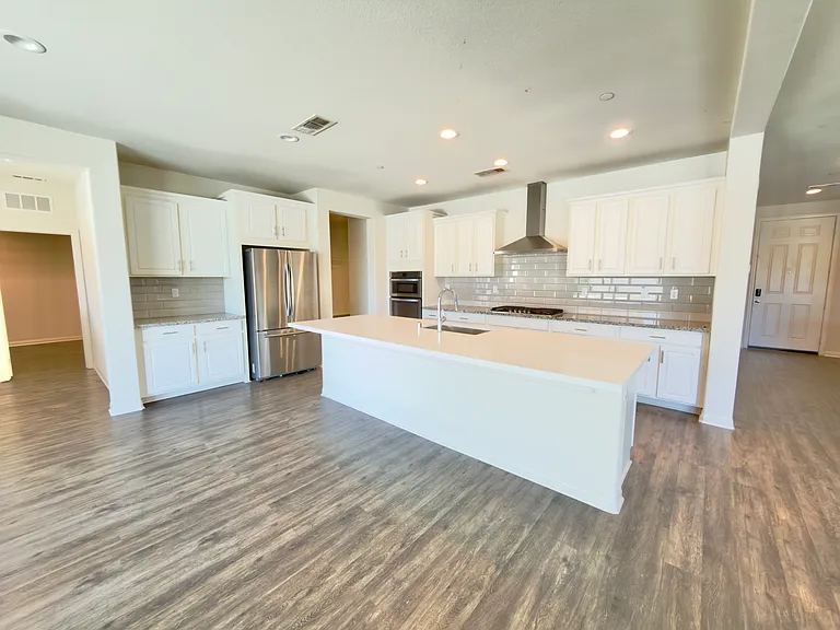 4837 Magnum Way — Photo 14