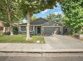 2127 Bluejay Way, Lodi, CA 95240
