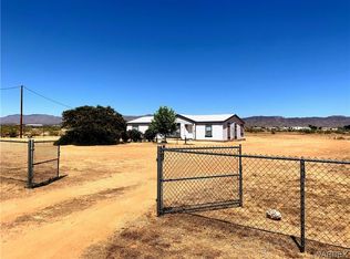 1456 S San Pedro Rd, Golden Valley, AZ 86413