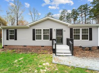 562 Beaver Creek Pkwy, Roxboro, NC 27574
