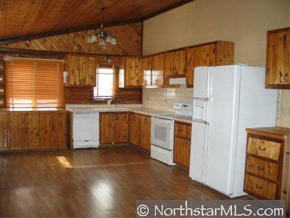 2nd image of 407 Carriage Hill Drive