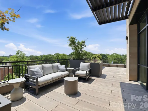 130 Cherokee Rd #406, Charlotte, NC 28207