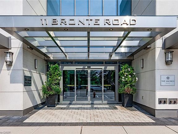 2nd image of 11 Bronte Rd #703