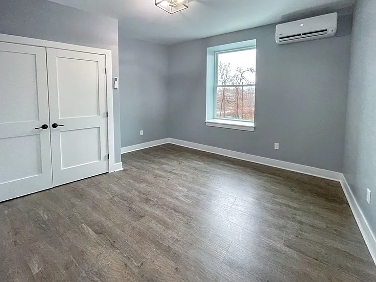 1455 State St — Photo 24