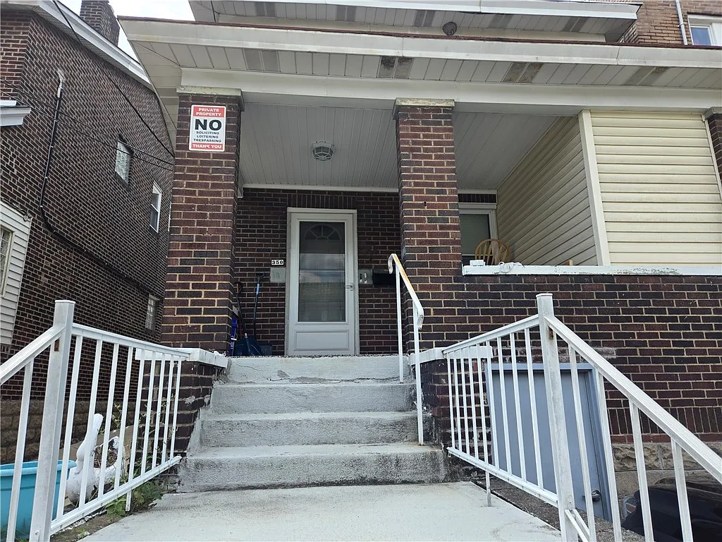 1 bed, 1260 sqft, $1,300 — Photo 1