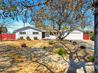 2832 W Sue Avenue, Visalia, CA, 93277