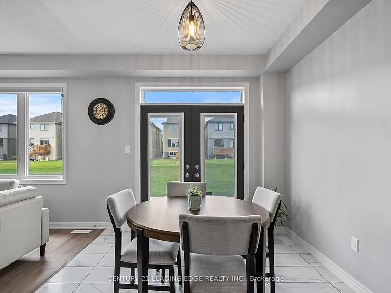 1097 Trailsview Ave — Photo 17