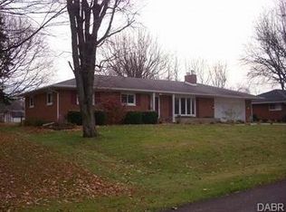 181 Outerview Dr, Xenia, OH 45385