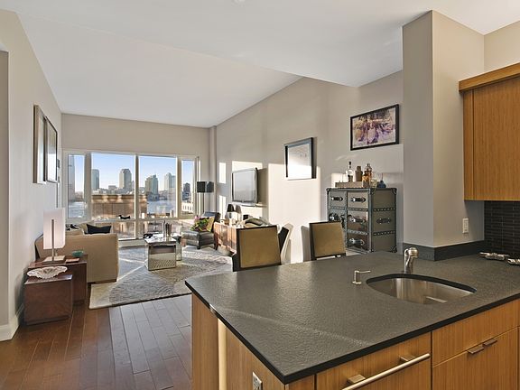 3rd image of 70 Little West St APT 10F