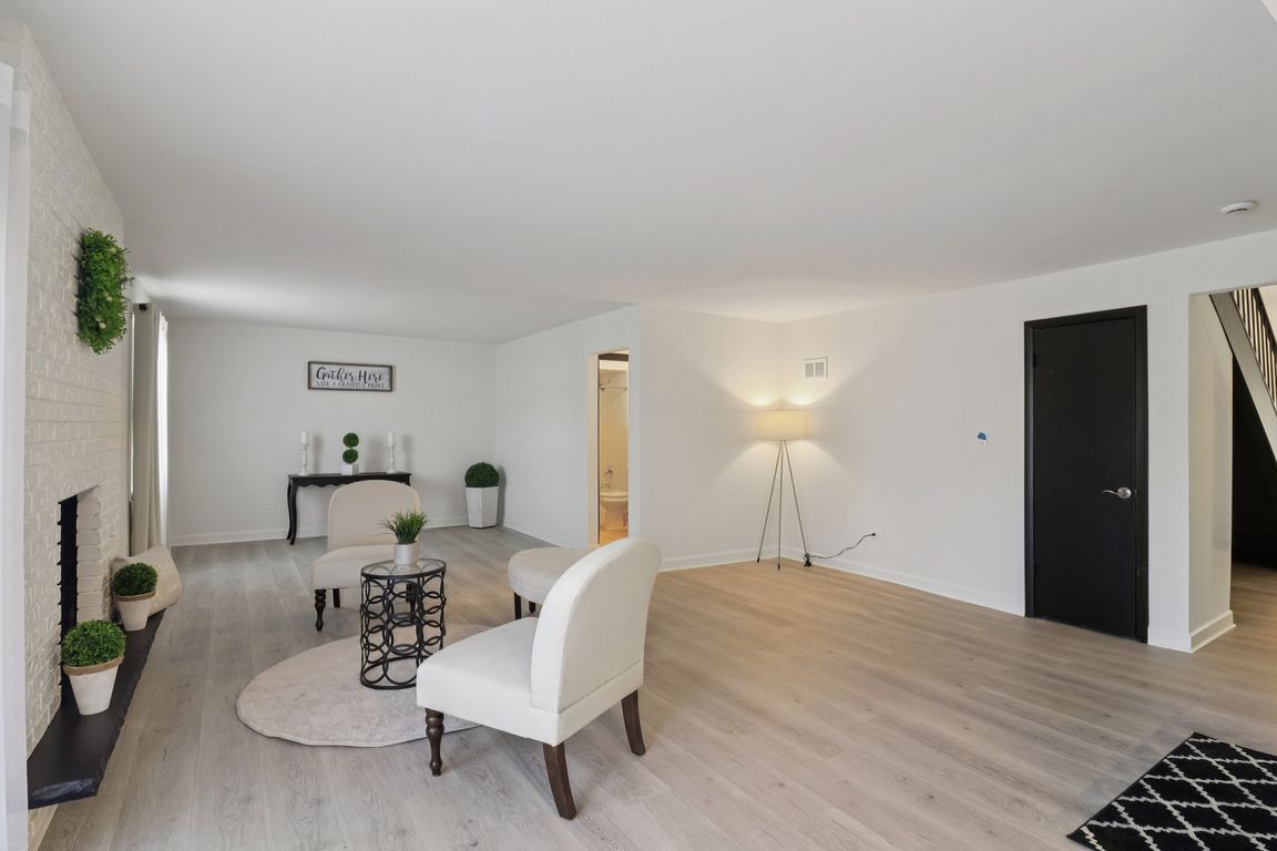 next background image