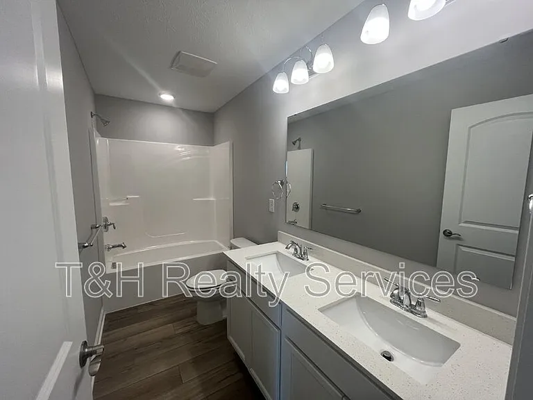13111 Himalaya Cir — Photo 33