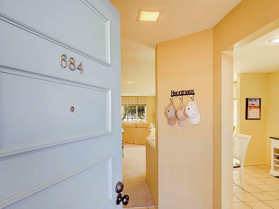 1st image of 684 Island View Ct