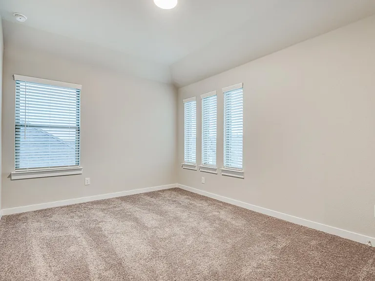 2544 Rambling Rd — Photo 20