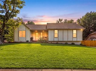 408 NW Moore St, Lees Summit, MO 64081