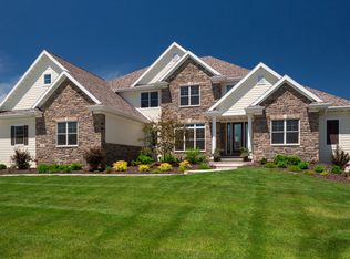 1306 S Sedona Cir, Oneida, WI 54155