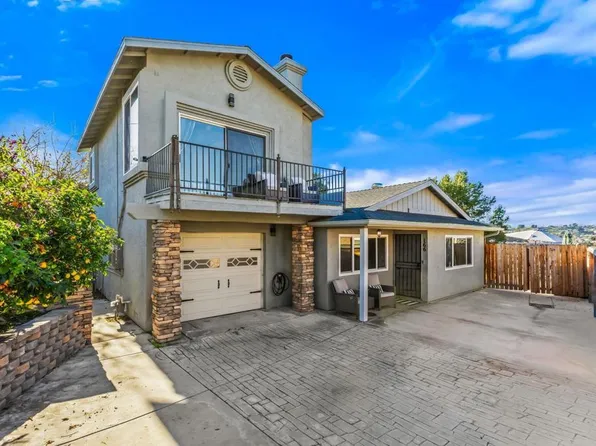 166 Lakeview Ave, Spring Valley, CA 91977