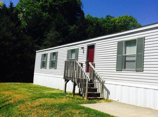 2520 Golden Oaks Dr ##105, Winston Salem, NC 27107