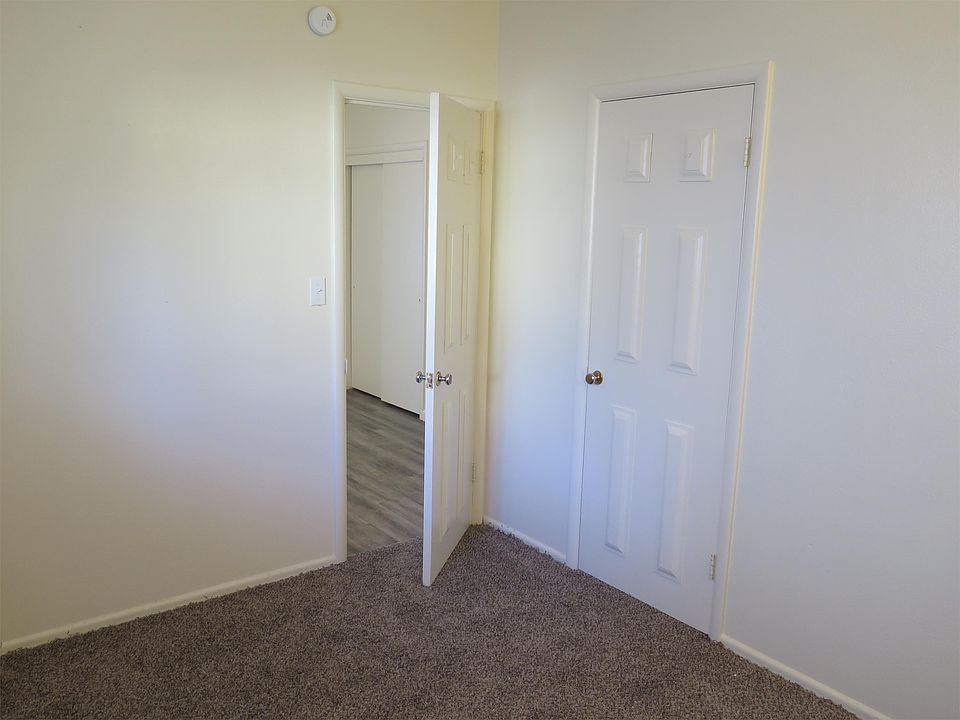 1st image of 1307 E Ash St