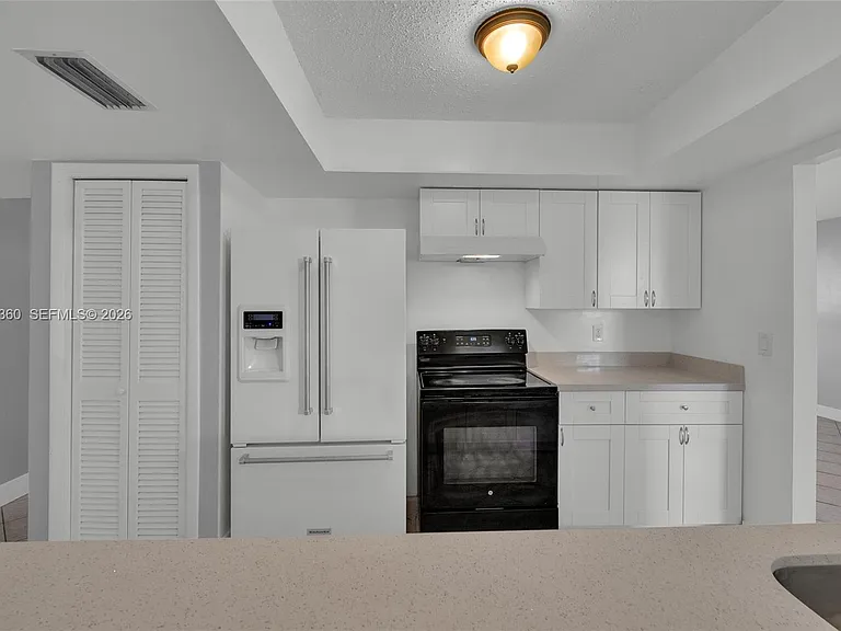 2641 NW 44th Ave — Photo 7