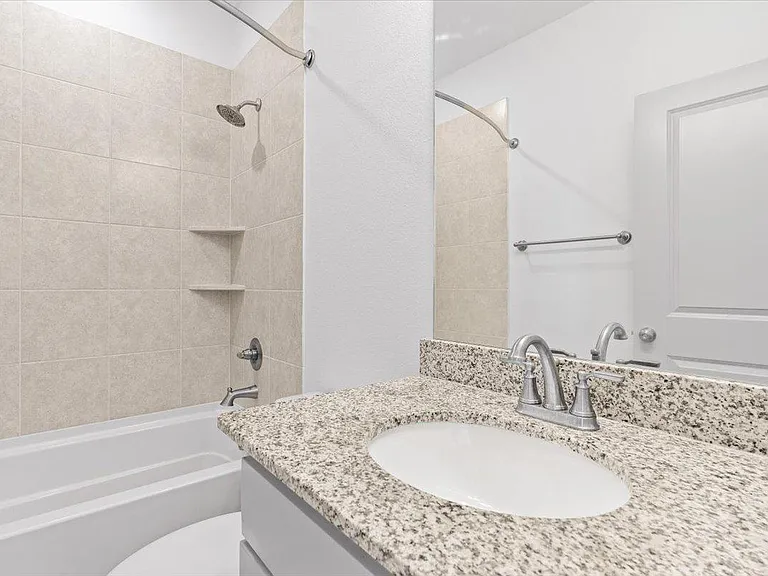 4725 Smokey Quartz Ln — Photo 18