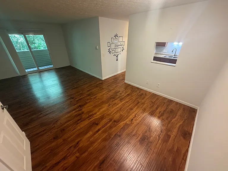 250 E State Rd #7 — Photo 10