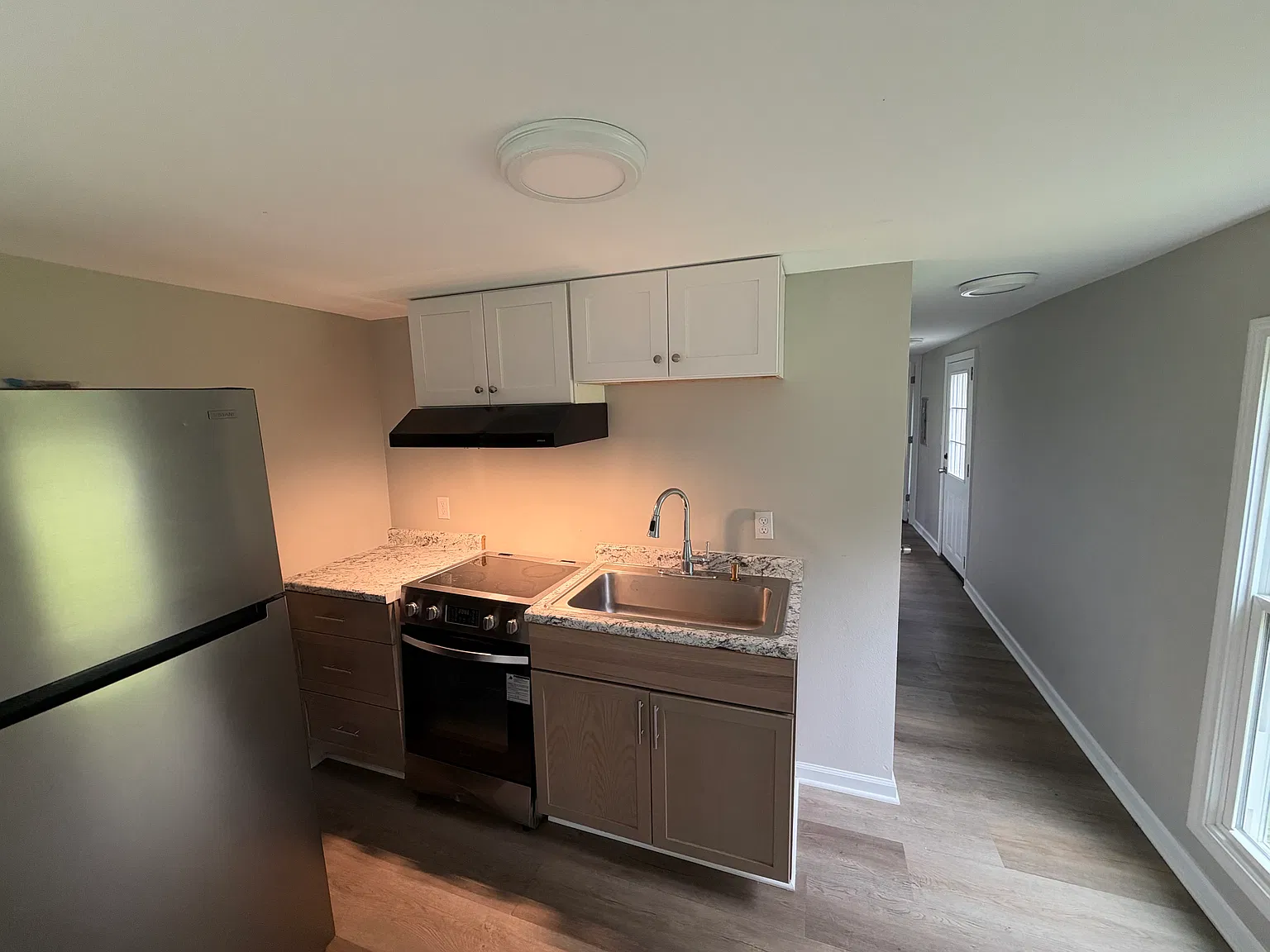 2 bed, 800 sqft, $950 — Photo 1