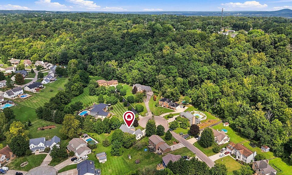 76th image of 205 Falcon Dr