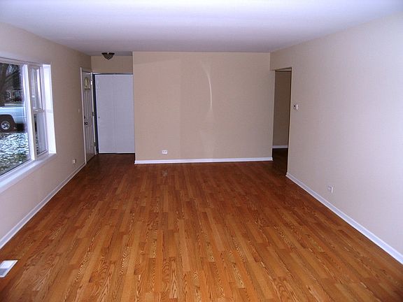 2nd image of 790 Cumberland St
