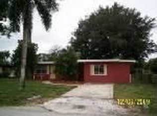 2120 Earl Rd, Fort Myers, FL 33901