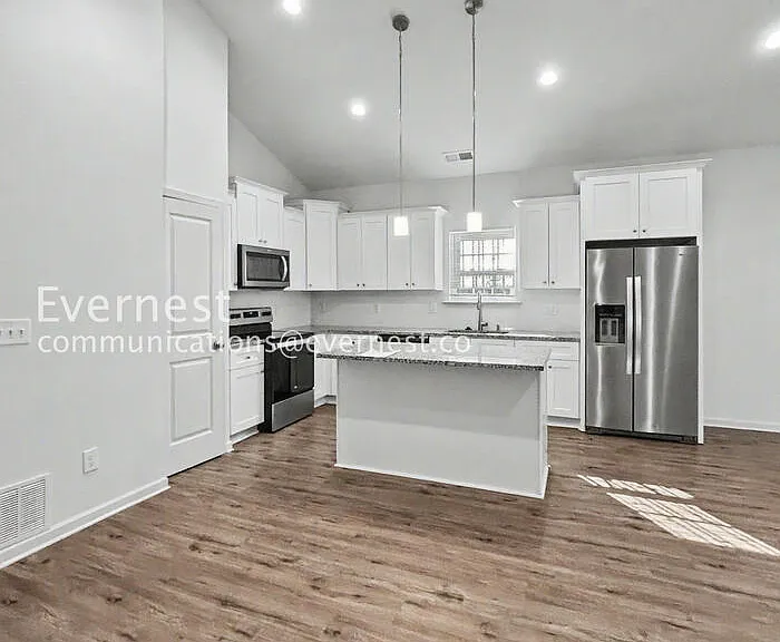 10828 Mount Holly Rd — Photo 8