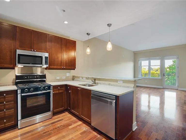 201 W Ponce De Leon Ave #515 — Photo 5