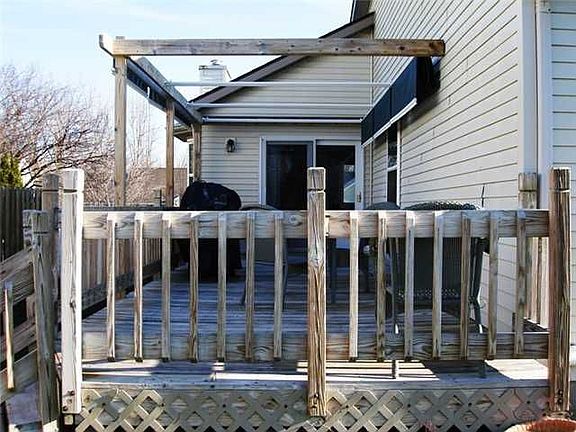 5th image of 893 Stag Thicket Ln