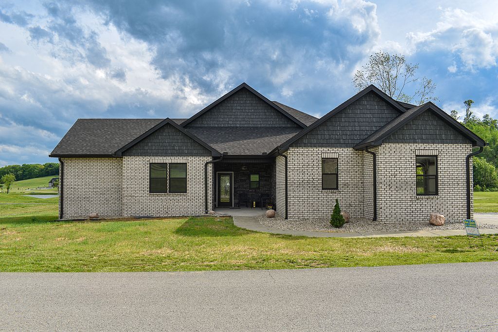 43 Cedar Ridge Dr - Property Image