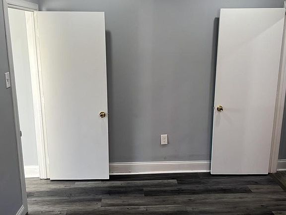 3rd image of 2519 E Lehigh Ave Floor 1