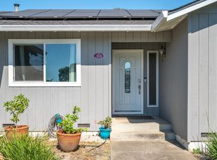 318 Brockhurst Dr, Santa Rosa, CA 95401