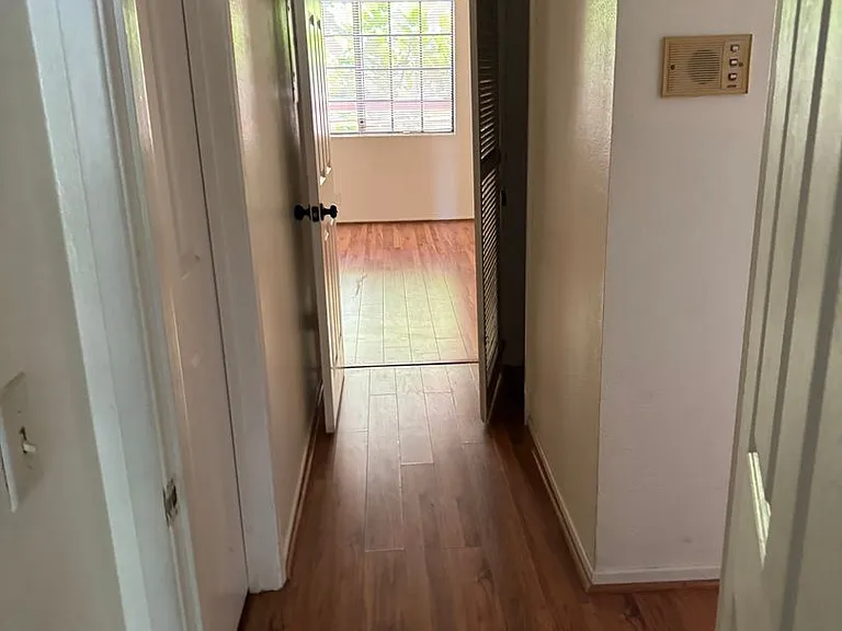 941 W Carson St #209 — Photo 19
