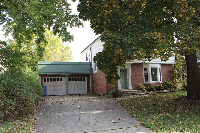 2nd image of 6029 N Legett Ave