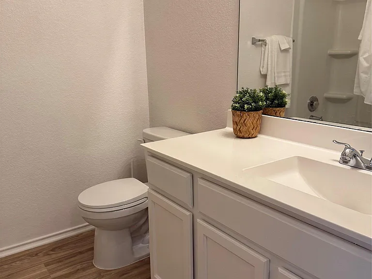 14907 Retha Pass — Photo 3