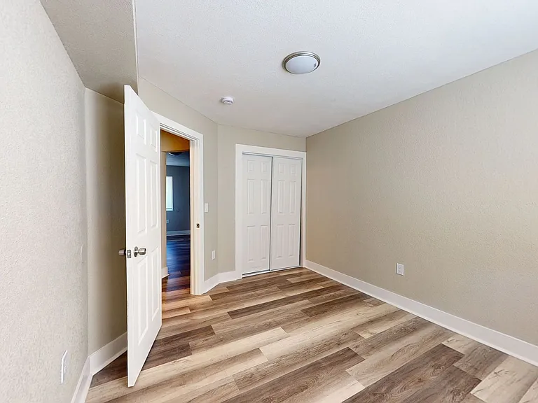 1810 E 25th Street — Photo 101