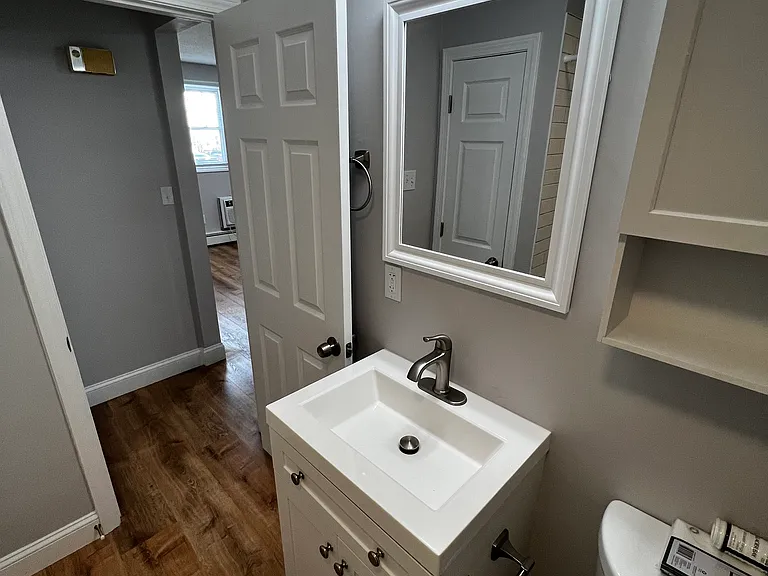 124 Vernon St — Photo 14