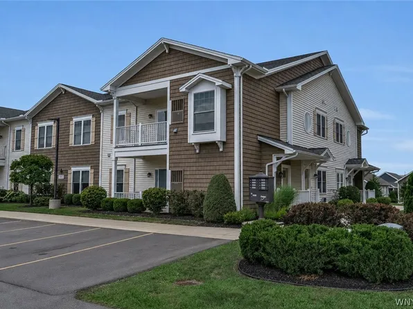 293 Northill Dr #E, Buffalo, NY 14221