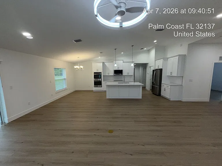 85 Laramie Dr — Photo 3