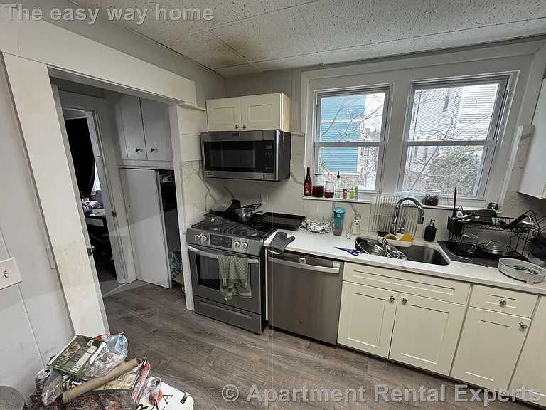 19 Burnham St #1 — Photo 2