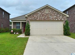 126 Darrow Creek Dr, Owens Cross Roads, AL 35763